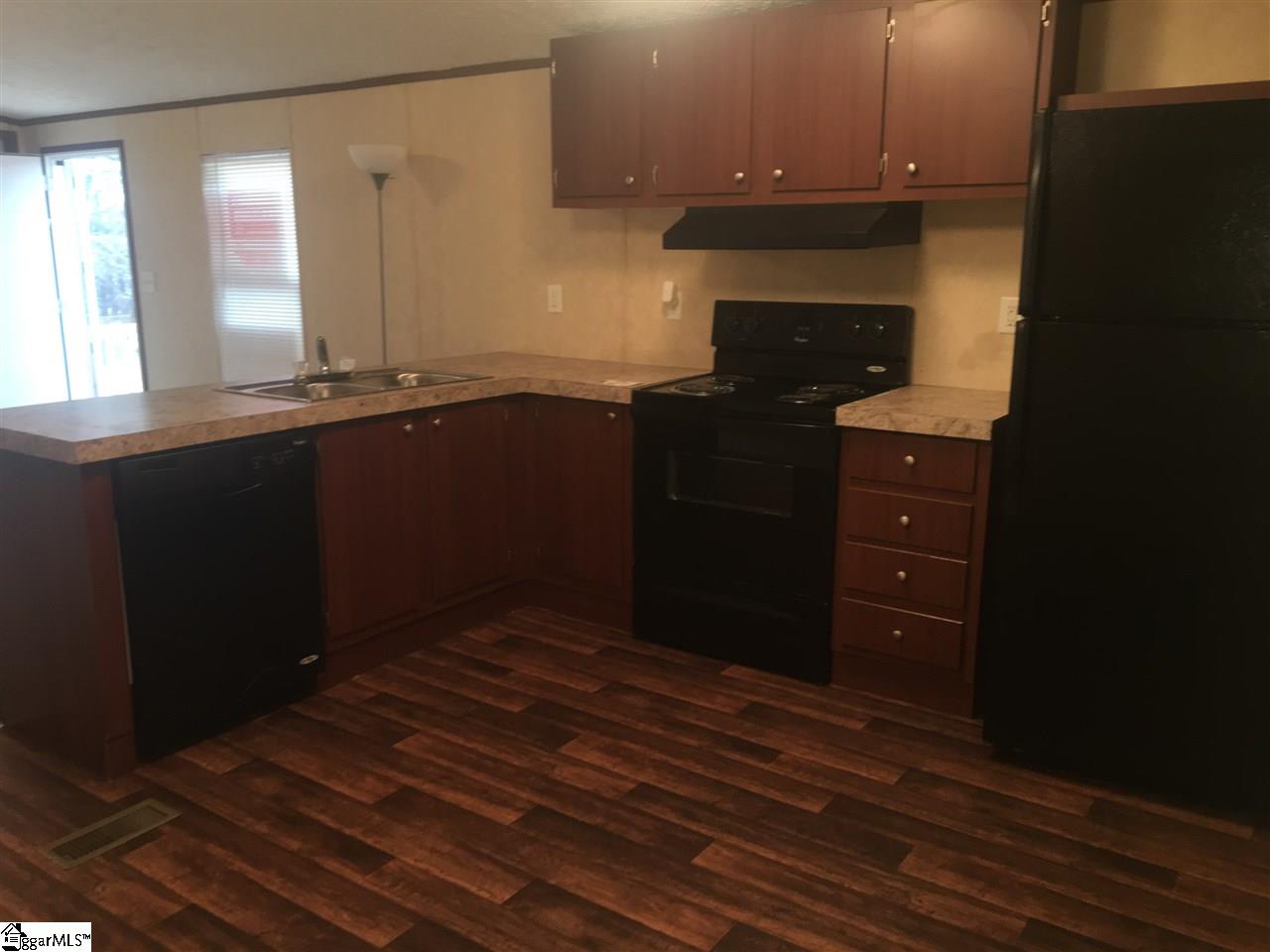 213 Pine Alley, Easley, SC 29640