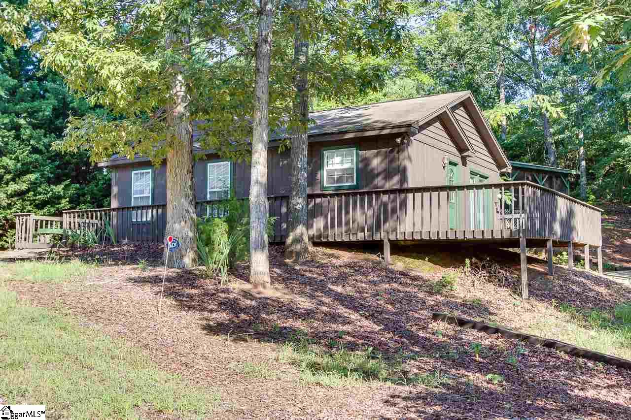 129 Lakehill Drive, Fair Play, SC 29643