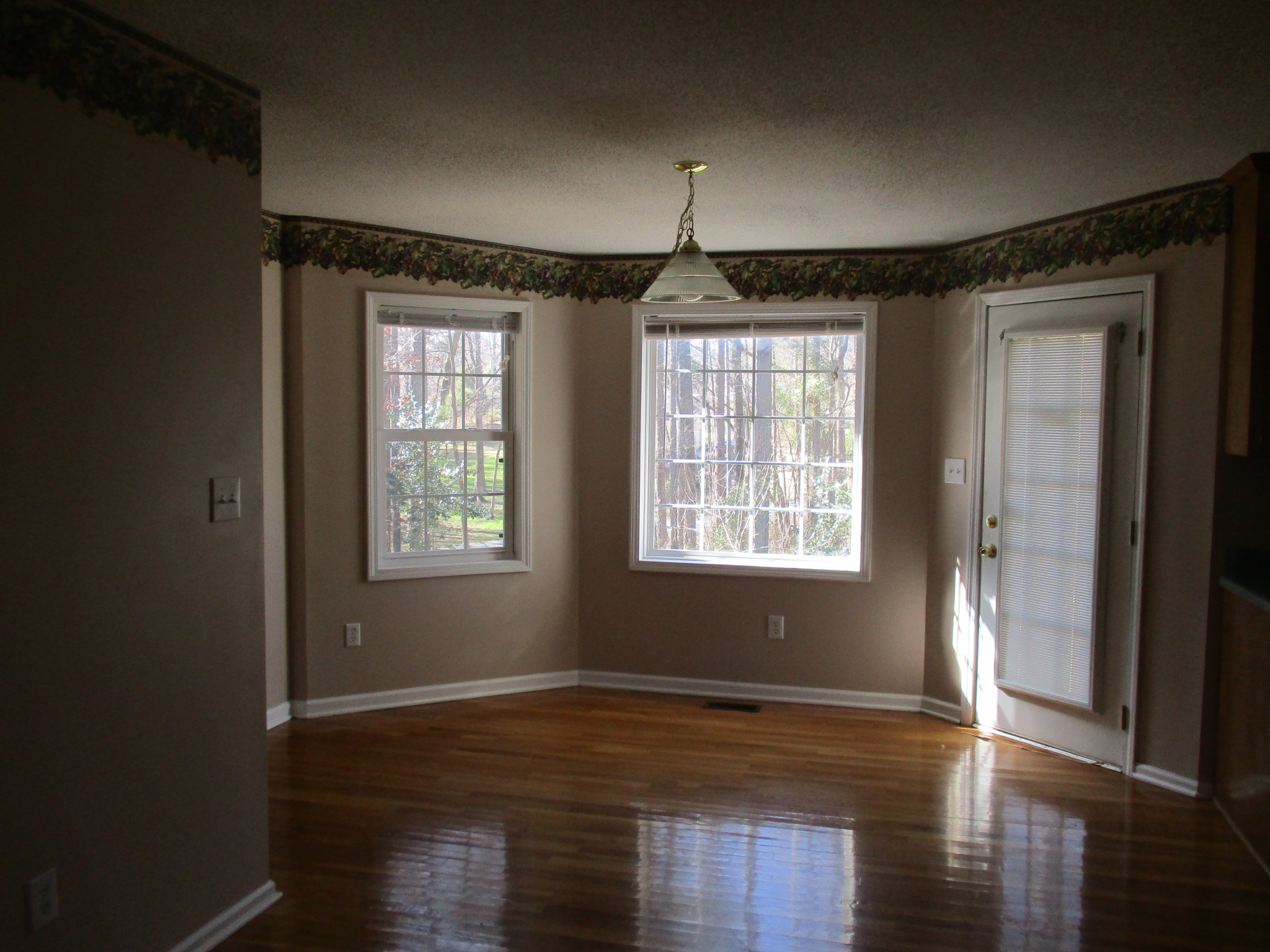 405 Fairforest DrGreenwood, SC, 29646Greenwood County