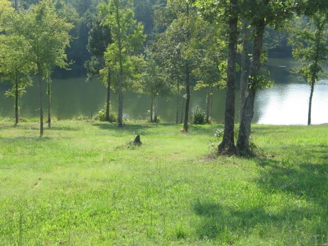 238Gardenia Dr, Ninety Six, SC 29646