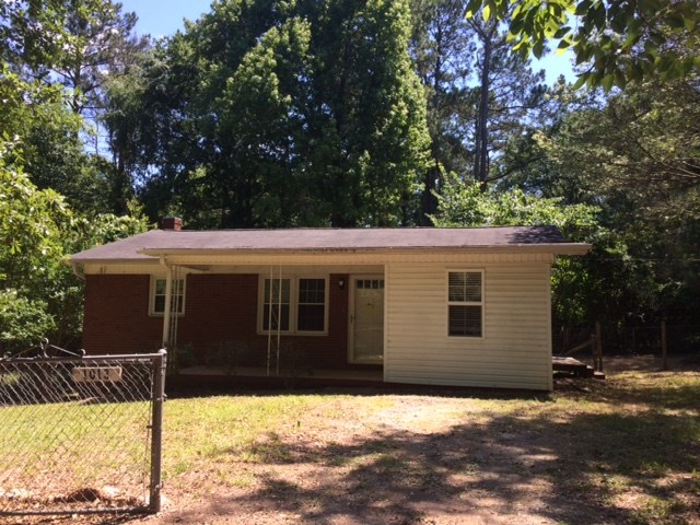 1013 Chinquapin Road, Greenwood, SC 29646