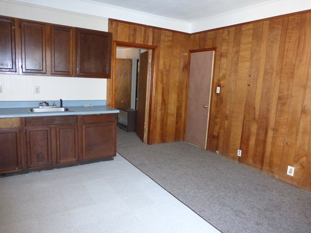 530 Cambridge, Greenwood, SC 29646
