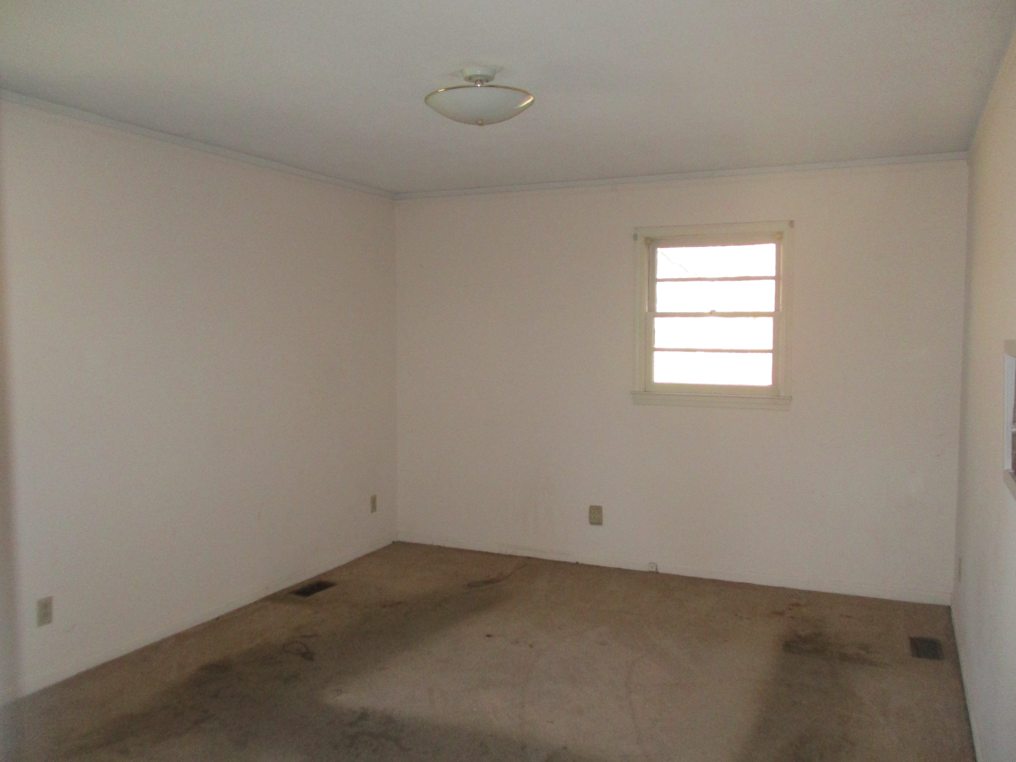 137 Avondale RdGreenwood, SC, 29649Greenwood County