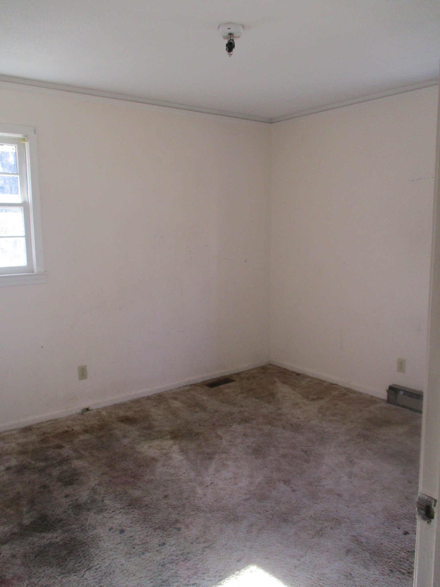 137 Avondale RdGreenwood, SC, 29649Greenwood County