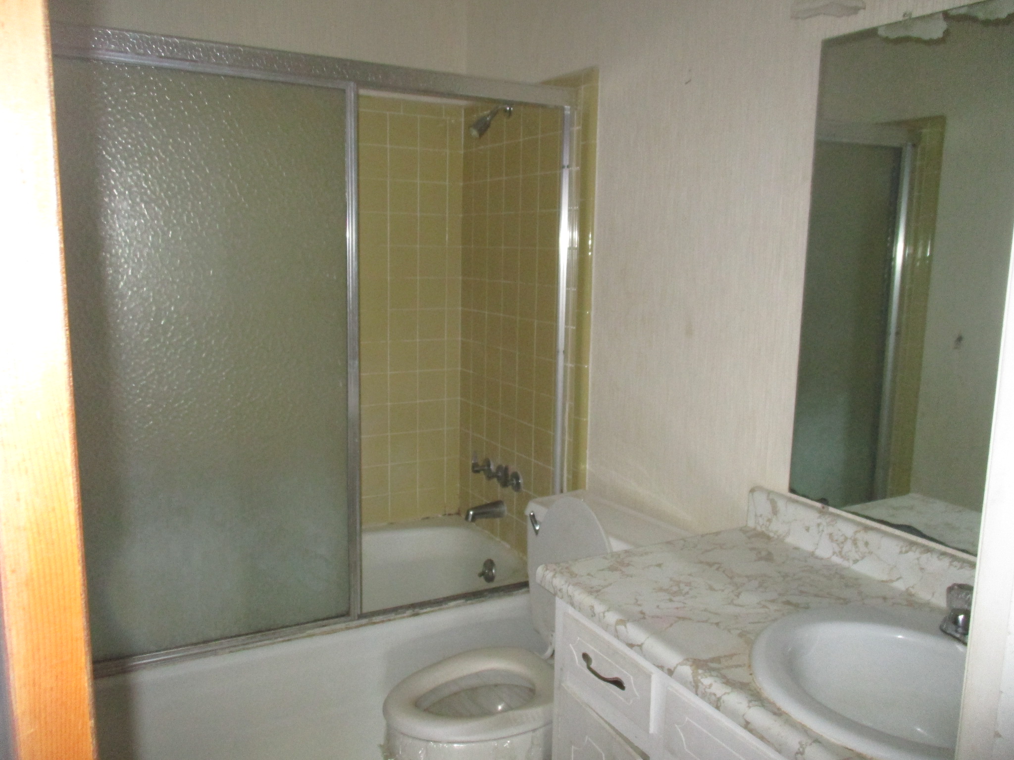 605 Colonial DrGreenwood, SC, 29649Greenwood County