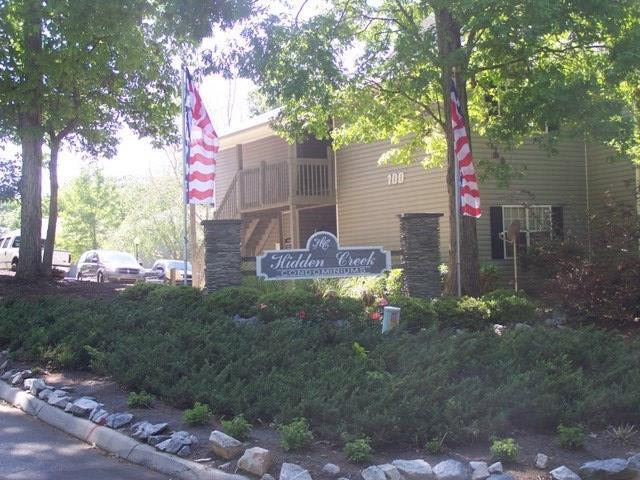 115G Windtree Ct., Greenwood, SC 29649