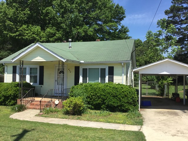811 Durst Ave, Greenwood, SC 29649