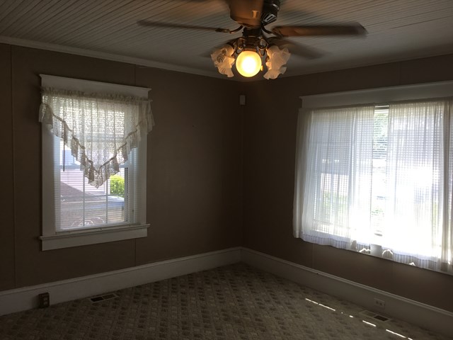 811 Durst Ave, Greenwood, SC 29649