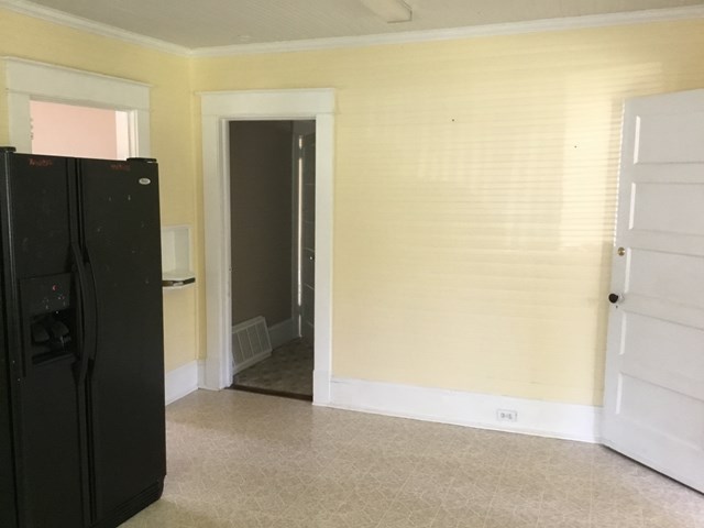 811 Durst Ave, Greenwood, SC 29649