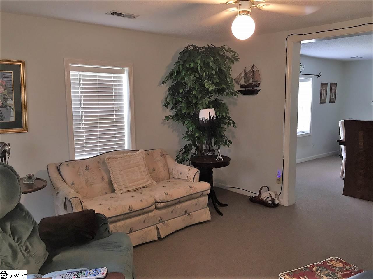 119Connecticut, Greer, SC 29650