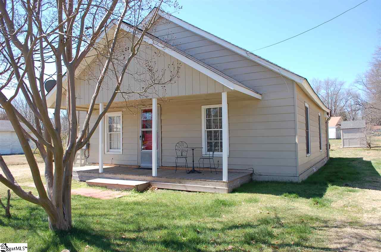 306 Poplar Drive, Greer, SC 29651