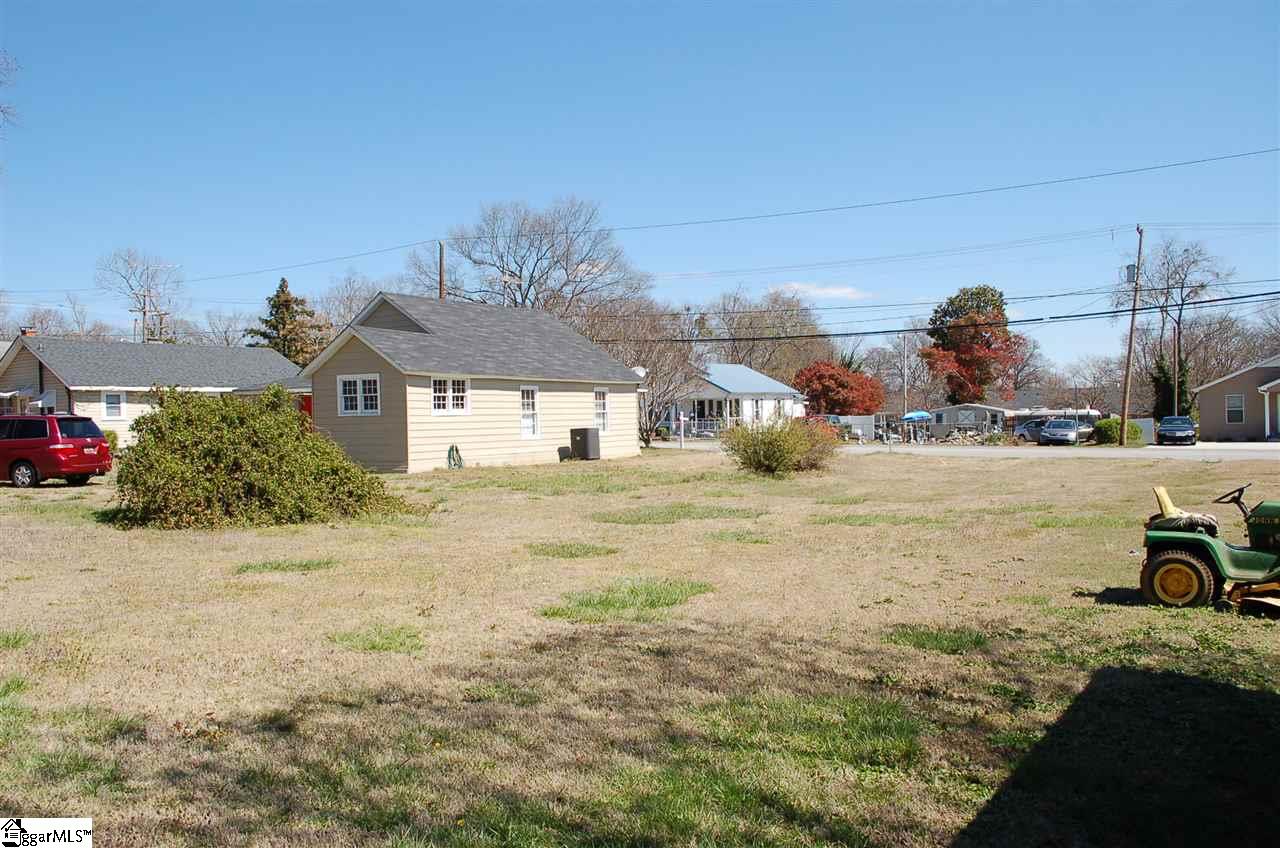 306 Poplar Drive, Greer, SC 29651