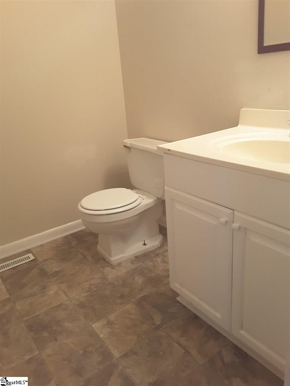 113 Oakwood Drive, Honea Path, SC 29654