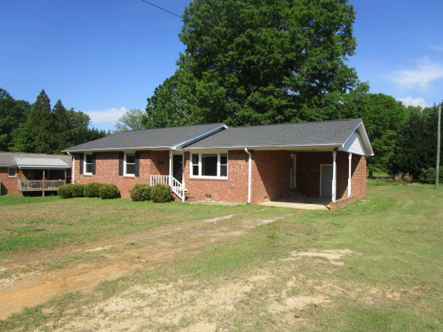 16 Pine Tree DrHonea Path, SC, 29654Anderson County