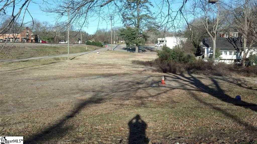 10 Park Plaza Drive, Liberty, SC 29657