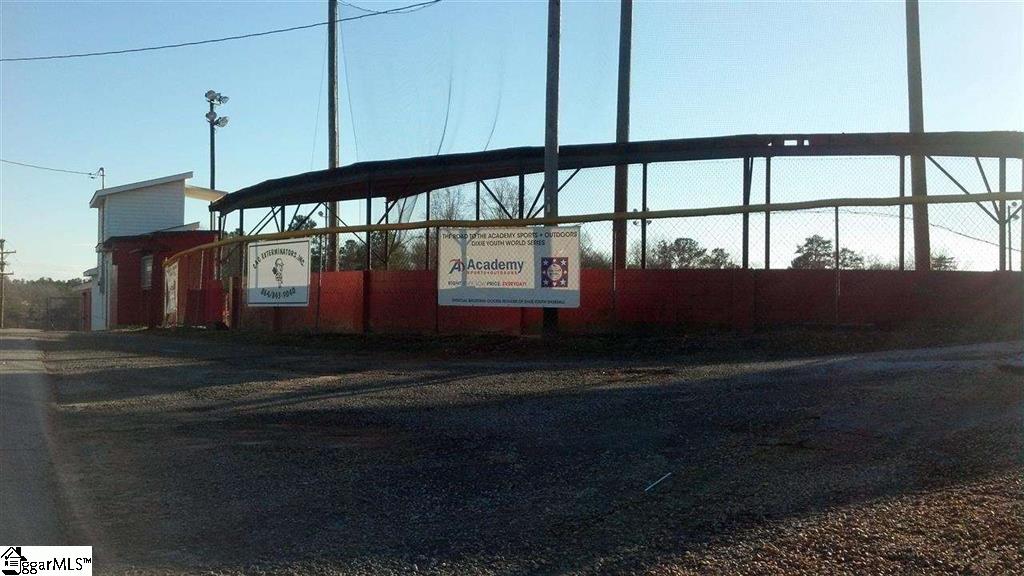 10 Park Plaza Drive, Liberty, SC 29657