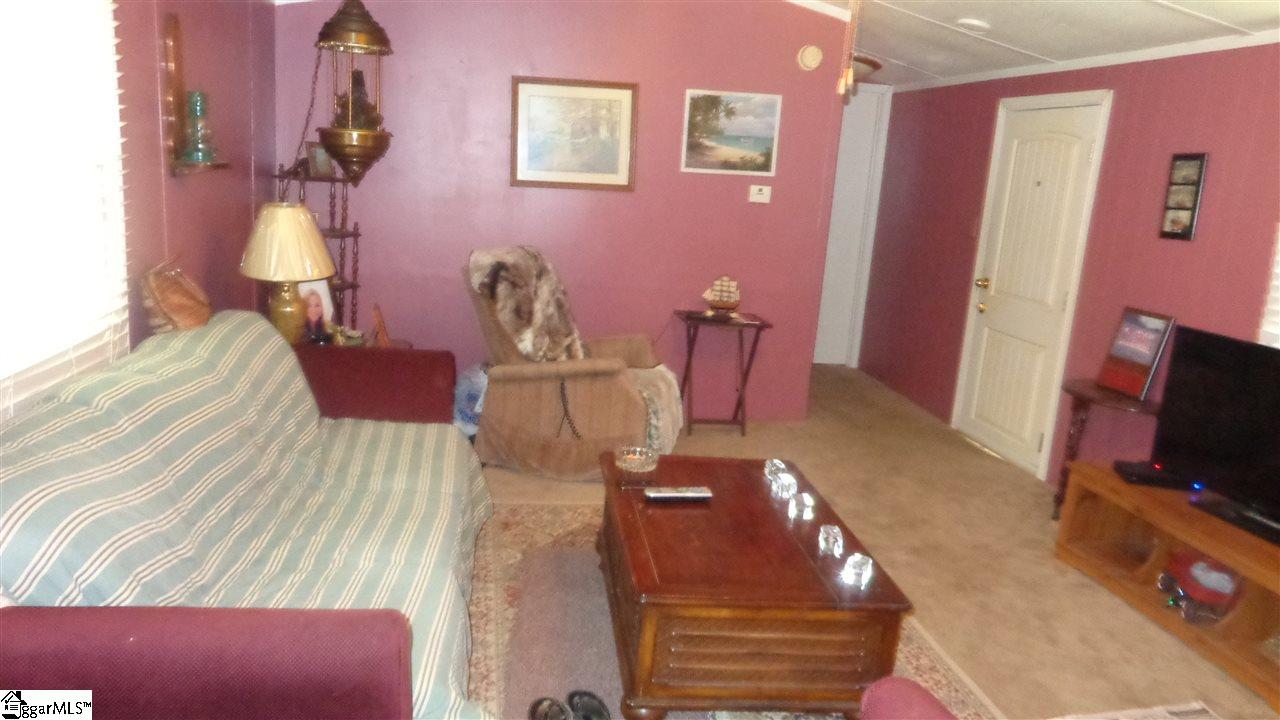 318 Whte Oak Way, Marietta, SC 29661