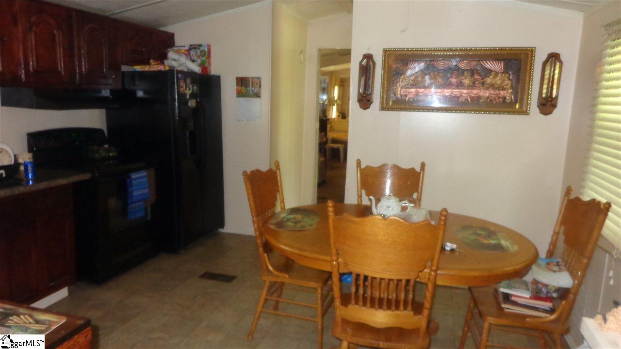 318 Whte Oak Way, Marietta, SC 29661