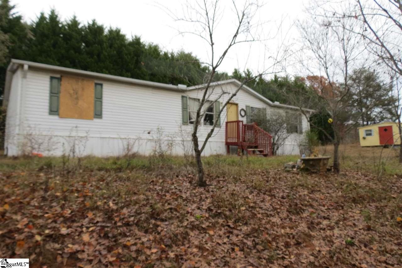 219 S Glassy Mountain Road, Pickens, SC 29671