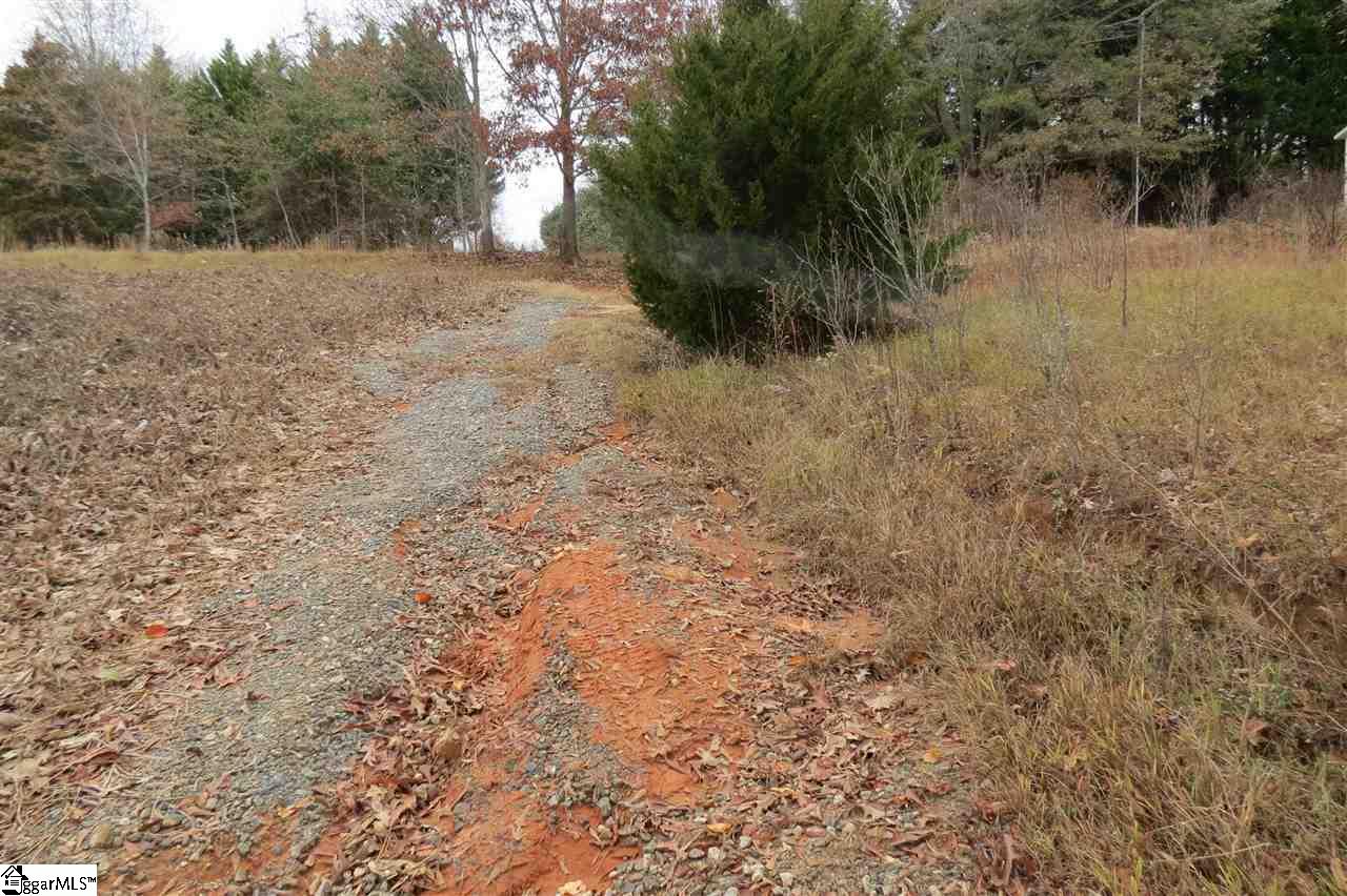 219 S Glassy Mountain Road, Pickens, SC 29671