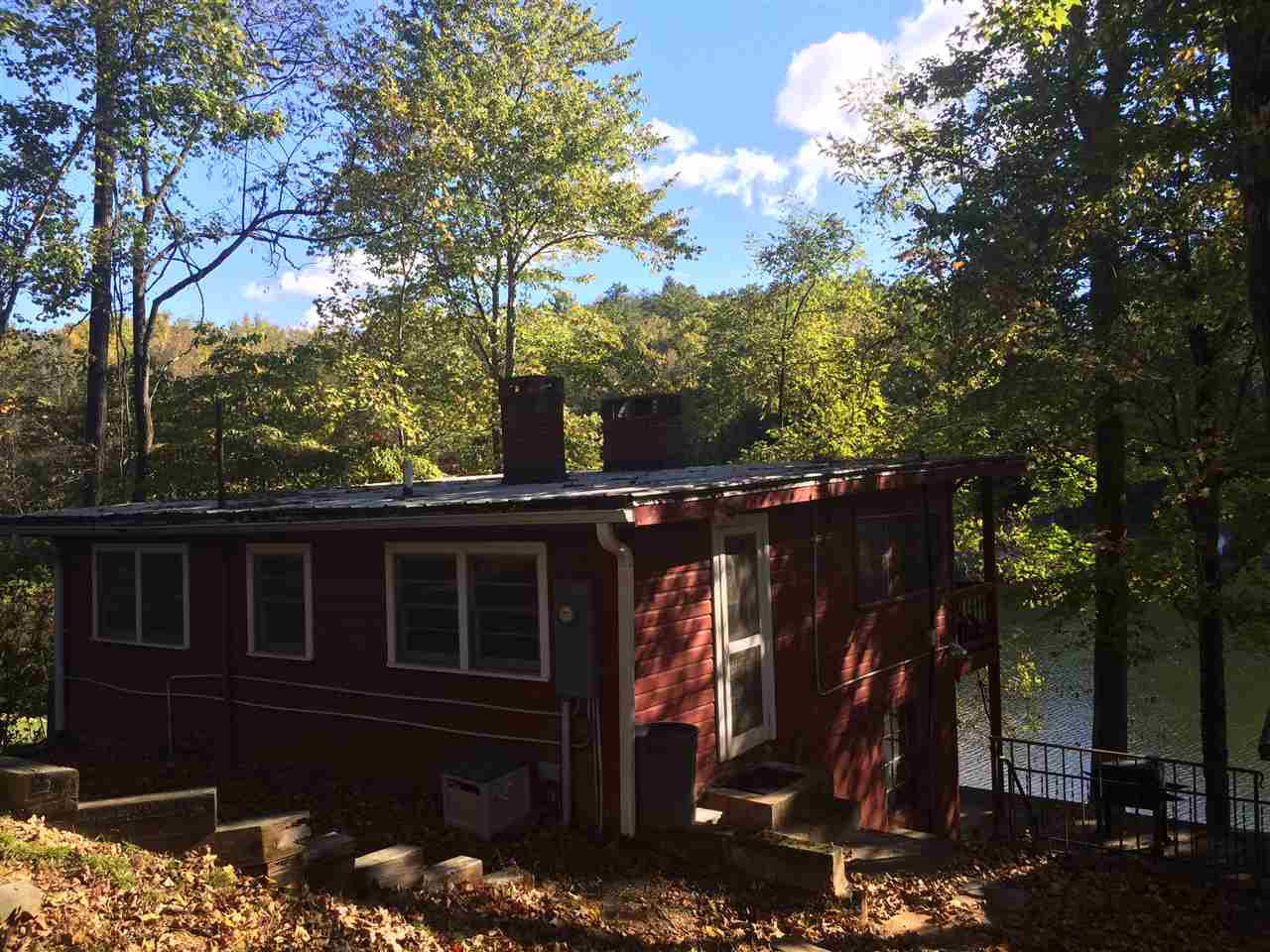 257Lake Cheohee Drive, Tamassee, SC 29686