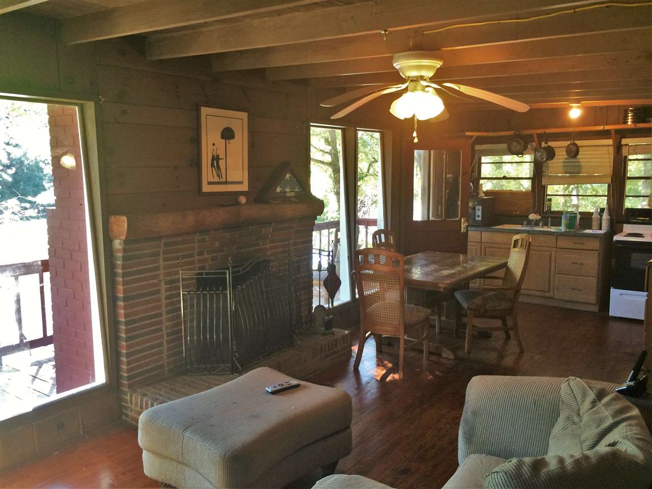 257Lake Cheohee Drive, Tamassee, SC 29686