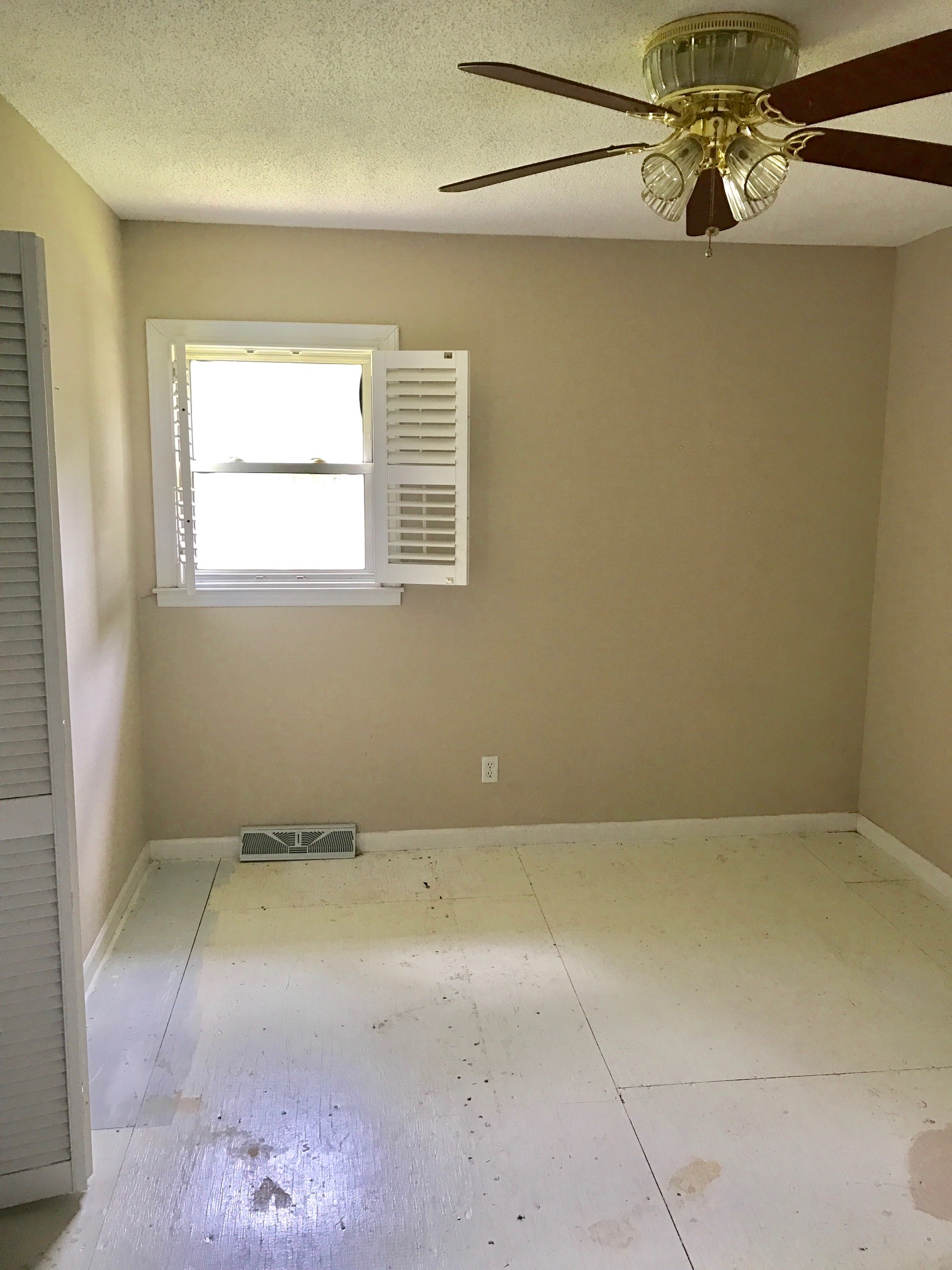 702 Strange RdTaylors, SC, 29687Greenville County