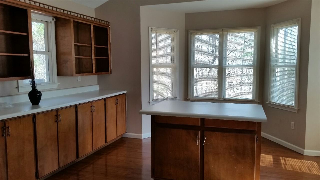 858 Robinhood Drive, Walhalla, SC 29691