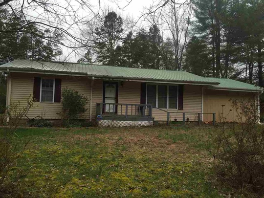 205 Newbury Circle
