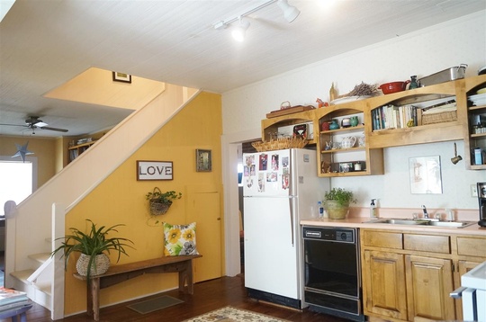 205 Newbury Circle