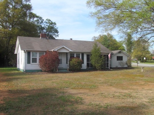 1406 Anderson Dr