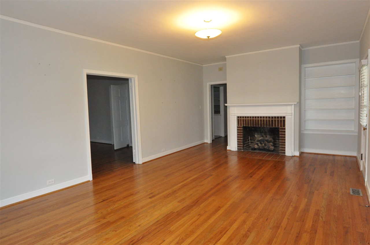 105 Academy St, Chester, SC 29706