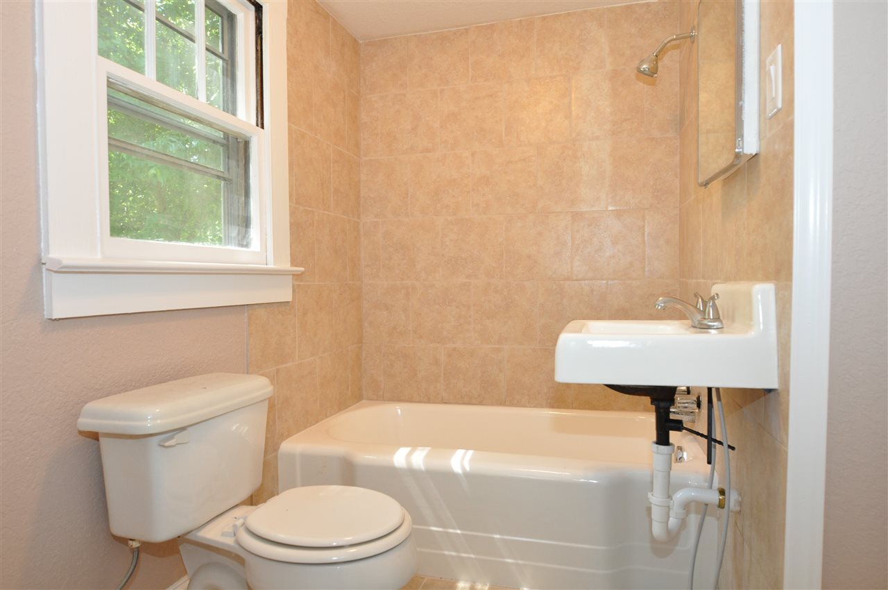 106 Nella St, Chester, SC 29706