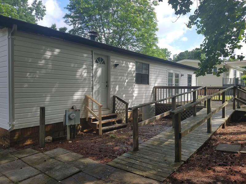 1086 Southwood DrLake Wylie, SC, 29710York County