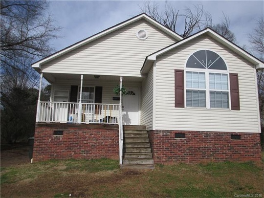 6 Hall St