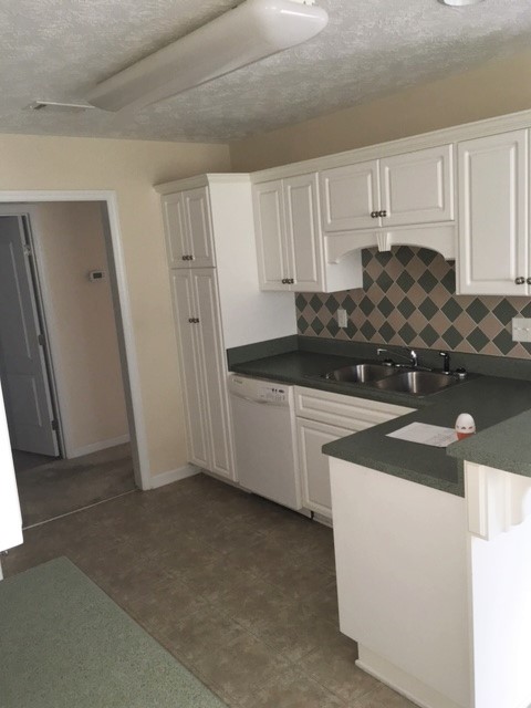 2052 Lavender LnAiken, SC, 29803Aiken County