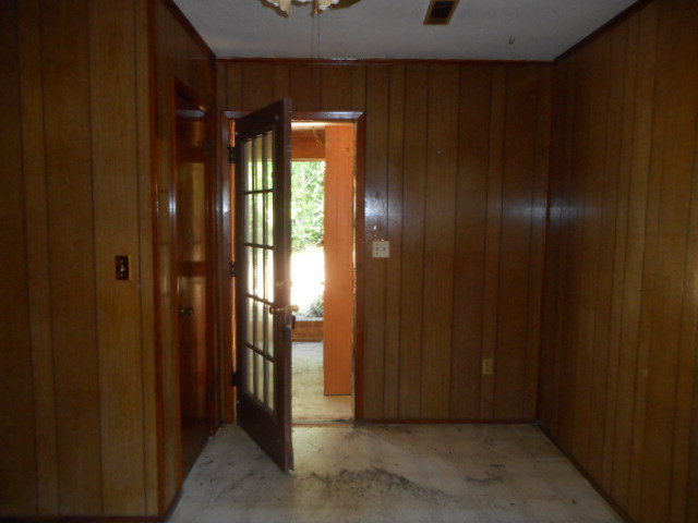 8 Westside Drive, Clearwater, SC 29822
