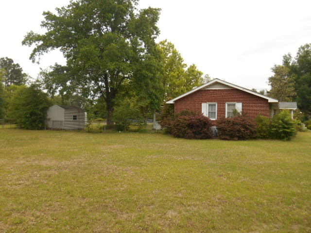 14235 Church Street, Williston, SC 29853