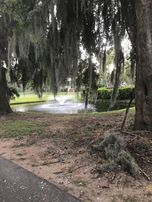 15 Wrights Point Circle, Beaufort, SC 29902
