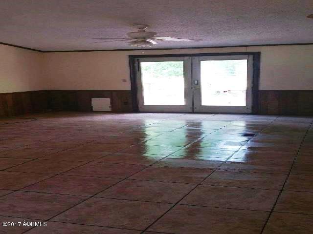 38 Capehart Circle, Beaufort, SC 29906