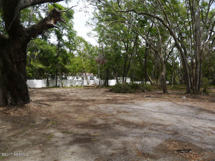 180 Coffin Point Road, St. Helena Island, SC 29920