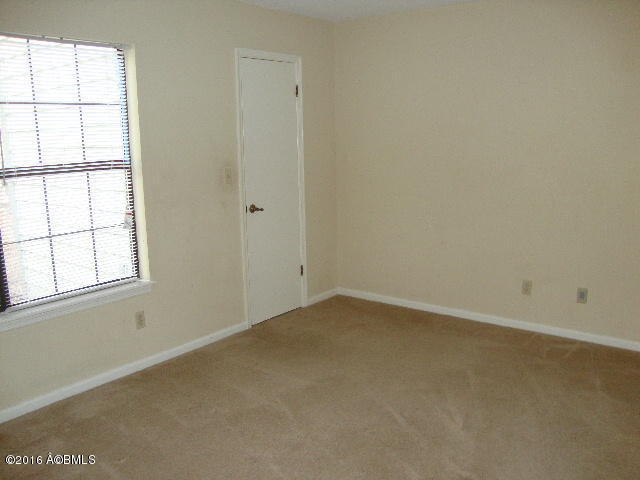502 Island Pines Drive, Port Royal, SC 29935
