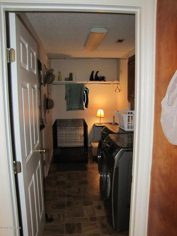 328 W Palmetto Ave, Varnville, SC 29944