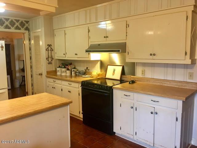 43 3rd Street, Varnville, SC 29944