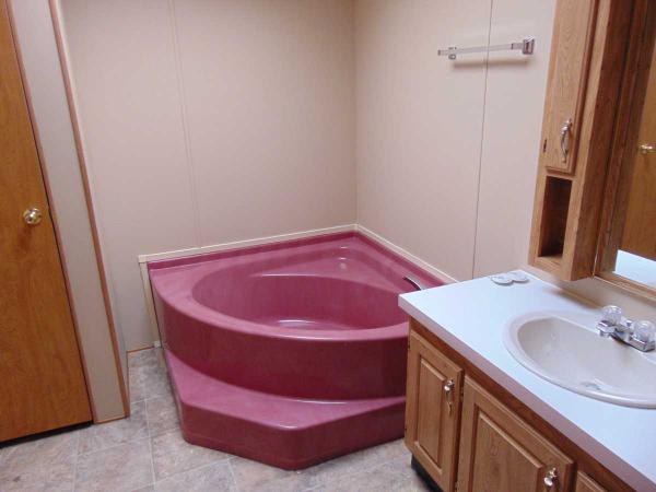 Silver Glen Manufactured Home Community 6106 W.GOLDEN PLSioux Falls, SD 57106