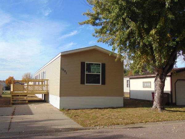 Silver Glen Manufactured Home Community 1021 S LIBERTY PLSioux Falls, SD 57106