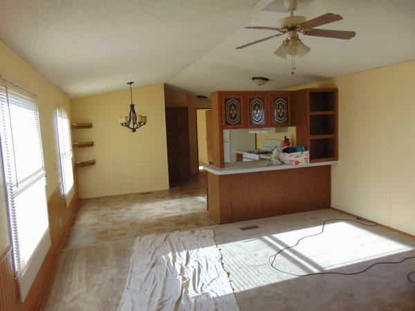 Silver Glen Manufactured Home Community 905 S. GARNET PLSioux Falls, SD 57106
