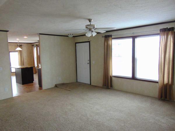 Silver Glen Manufactured Home Community 915 SunburstSioux Falls, SD 57106