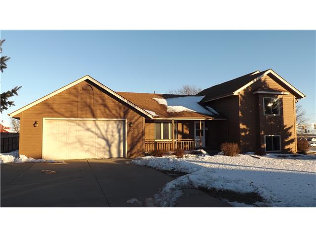 3308 S Lisa DrSioux Falls, SD, 57110Minnehaha County
