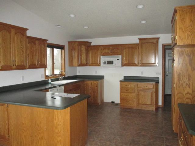 512 N Sandberg DrSioux Falls, SD, 57110Minnehaha County